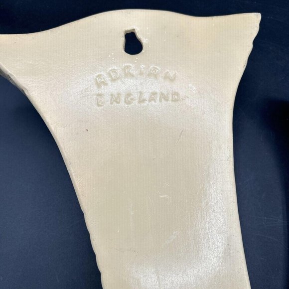 Art Deco Floral Hand Painted Ceramic Wall Pockets by Adrian Pottery England, 2 - Picture 7 of 8